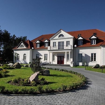 Palac I Folwark Nemino Sierakowice  外观 照片