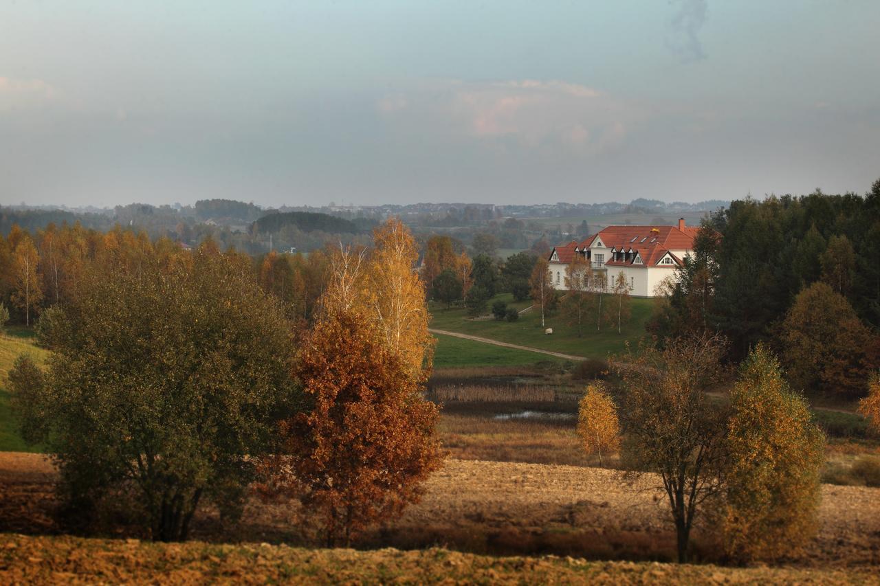 Palac I Folwark Nemino Sierakowice  外观 照片