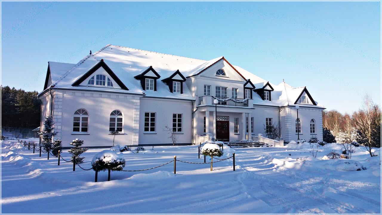 Palac I Folwark Nemino Sierakowice  外观 照片