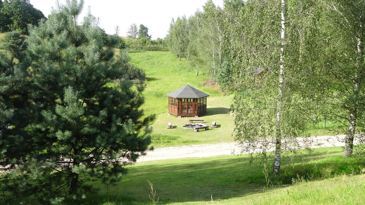 Palac I Folwark Nemino Sierakowice  外观 照片