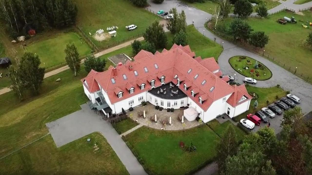 Palac I Folwark Nemino Sierakowice  外观 照片